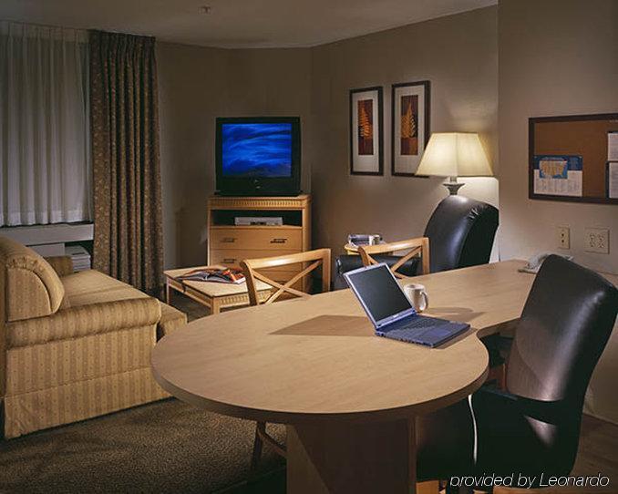 Candlewood Suites Indianapolis East By Ihg Habitación foto