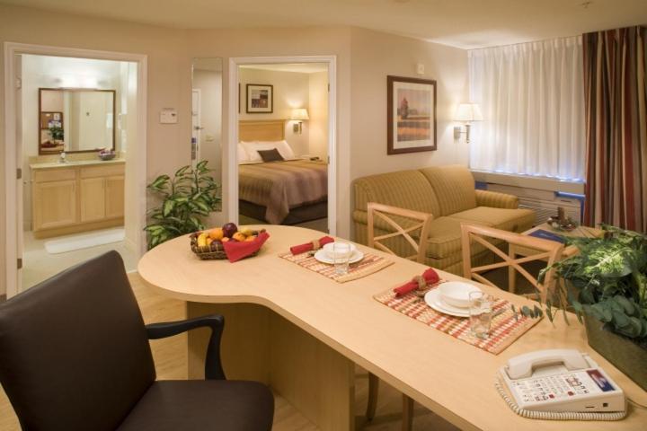 Candlewood Suites Indianapolis East By Ihg Exterior foto