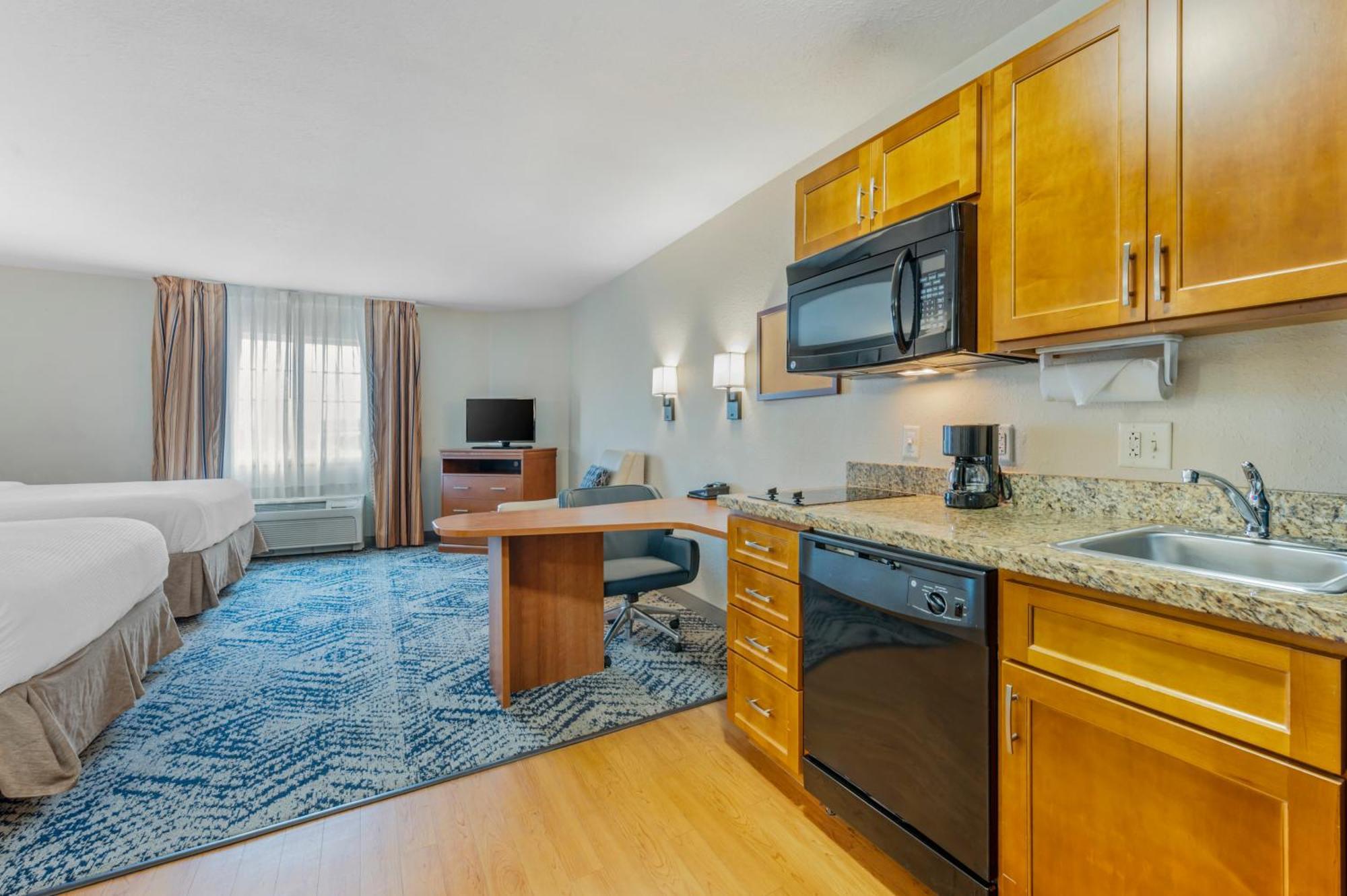 Candlewood Suites Indianapolis East By Ihg Exterior foto